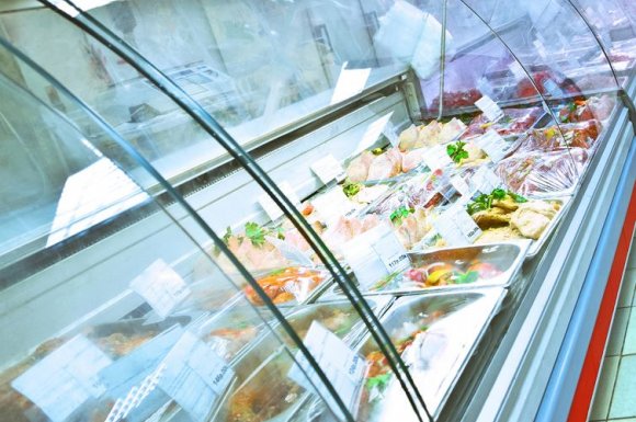 Installation de vitrine réfrigérée pour boulangerie à Champagne-au-Mont-d'Or